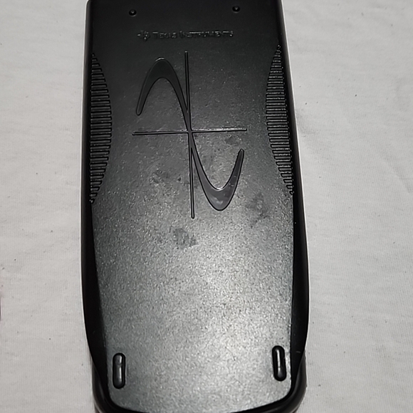 Texas Instruments TI-83 Graphing Calculator - Picture 4 of 5